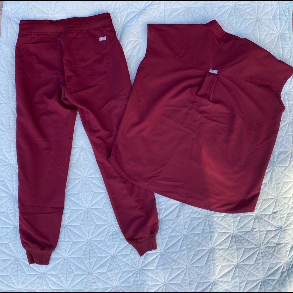 Figs set burgundy (gently worn , excellent condition.)